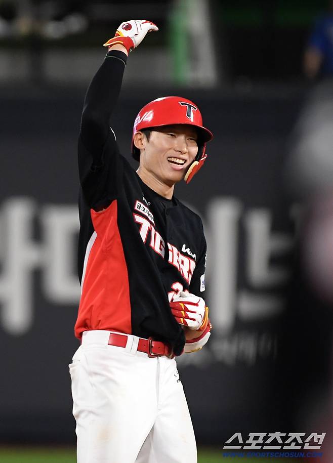 '12년차 첫 억대 연봉은 당연' KIA, FA 방어까지 고려하나…