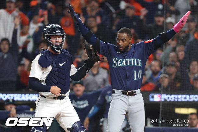 '60홈런왕, 드디어 홈런포 터졌다' 시애틀, 홈런 3방 앞세워 8-4 승리...1패 후 2연승 [ALDS]