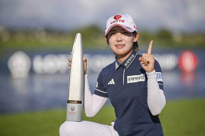 LPGA 투어 우승한 황유민, BMW 대신 상상인 출전하는 이유