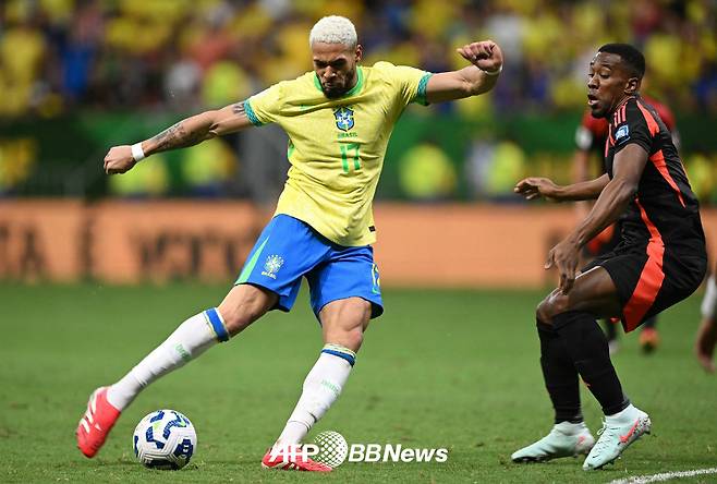 '한국전 출전 어려워졌다' EPL 뉴캐슬 소속 2명, 항공편 문제로 뒤늦게 합류