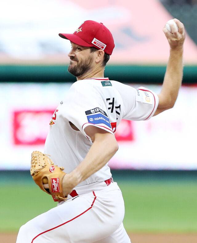 '이럴 수가' SSG 어쩌나, 245K 에이스 장염 증세→1차전 불발…준PO 등판 가능한가