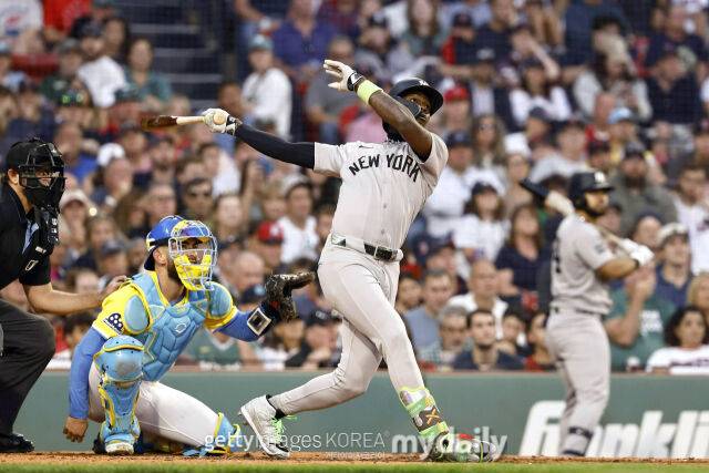 18승 에이스 6실점 강판했는데, 1-6→9-6 대역전승 실화냐…패패승 양키스 생명 연장, 저지 동점 스리런→치좀 역전 솔로포
