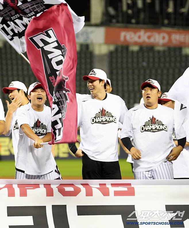 '3명만 탈락?' LG의 자신감, 벌써 KS 엔트리 힌트 다 줬다…통합 우승 준비 시작한다