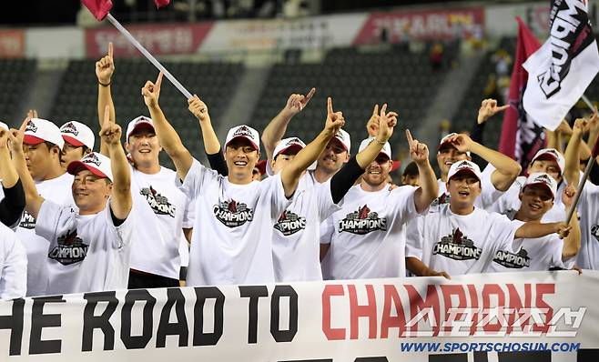 '3명만 탈락?' LG의 자신감, 벌써 KS 엔트리 힌트 다 줬다…통합 우승 준비 시작한다