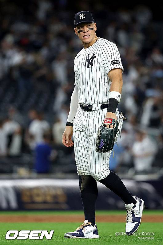 패패패 탈락 확률 91.5%→어떻게 ‘1:6→9:6’ 기적 일어났나…美열광 “저지, 양키스 역사에 남을 역전극 이끌다”