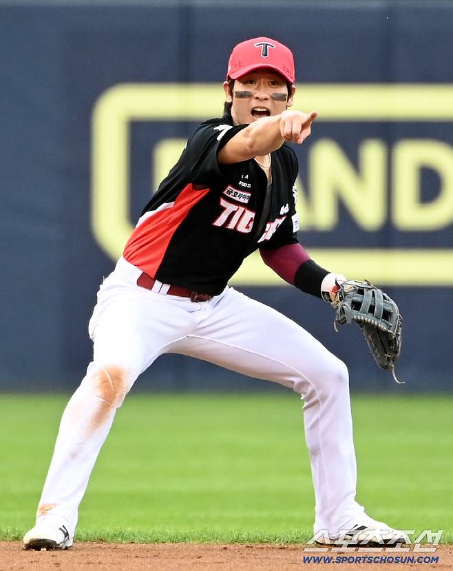 '역대 최고 124억인데?' 왜 박찬호 100억설 나오나…KIA, 너무 비싸면 대안은 있다