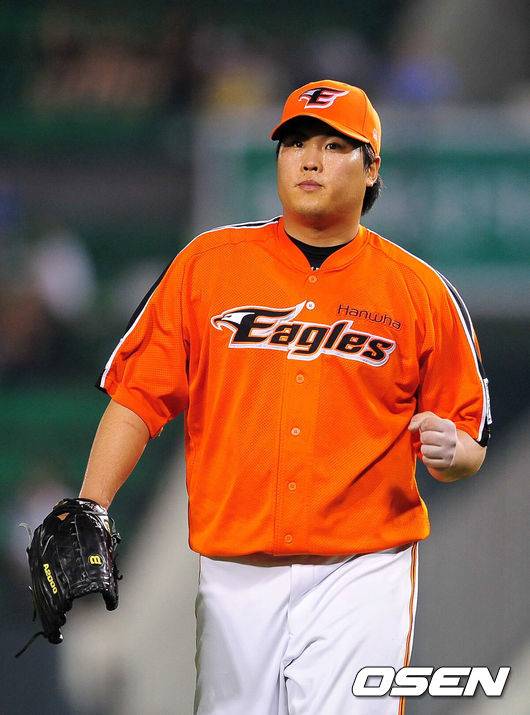 류현진 얼마나 대단했던 거야, 폰세 투수 4관왕했는데…15년 전 괴물 못 넘었다, 21세기 투수 최고 시즌 '2위'