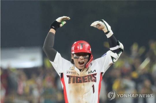 잡을까 보낼까...KIA 박찬호 FA 계약 고민, 100억원 vs 팀 균형 저울질