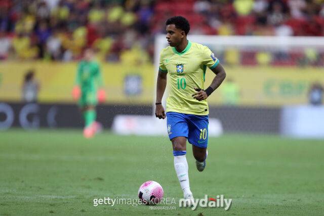 비행기 사고에도 우여곡절 끝에 한국 도착…