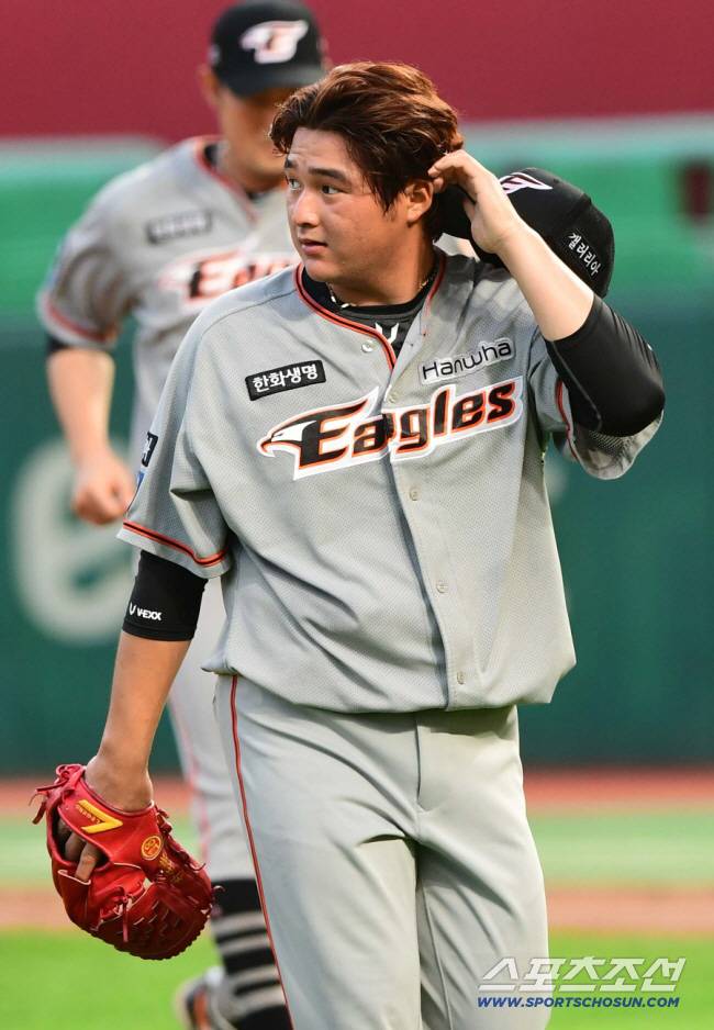 [공식발표] 한화 칼 빼들었다, '2R 유망주 2명' 포함 7명 방출