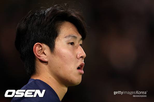 잘하는 LEE 벤치에 앉히는 주제에..