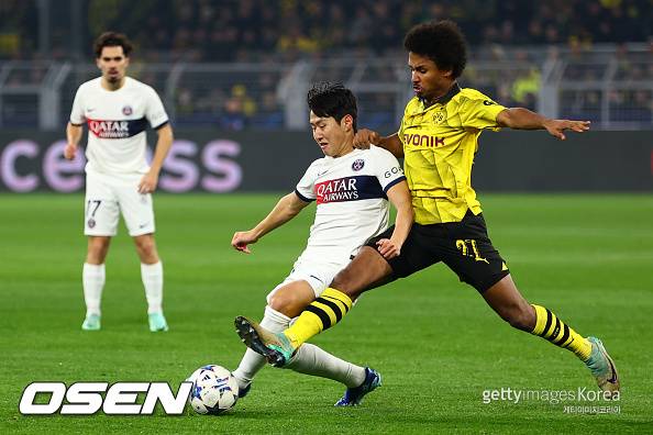 잘하는 LEE 벤치에 앉히는 주제에..