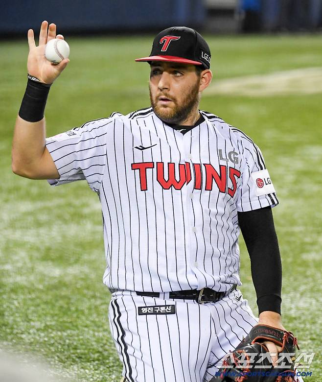 '1위' LG의 딜레마, 후보는 '12명' 최다 → 결과는 '빈손'?…막강 전력, 팀 전체가 거대한 A급 [SC포커스]