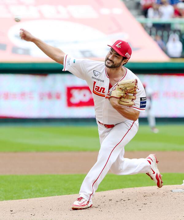 WBC 가물가물한가...SSG 화이트, KBO 조계현 위원장 앞에서 2이닝 3실점 조기강판 [스춘 준PO1]