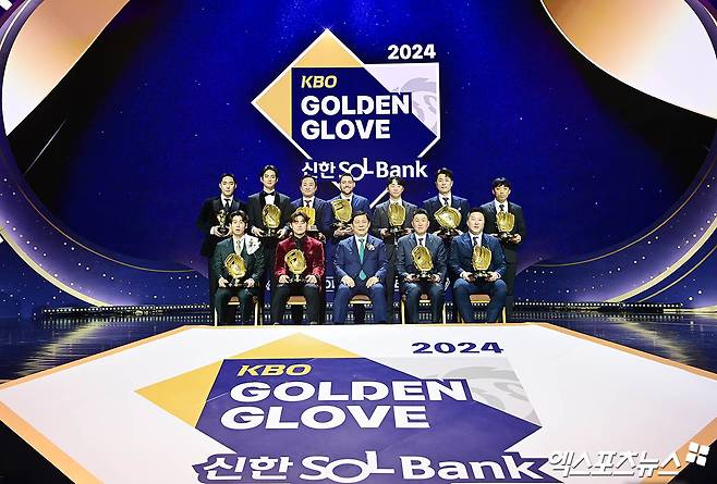 '정규시즌 1위' LG 12명 최다 배출→롯데 방출생 데이비슨 포함 '눈길'…KBO, 골든글러브 후보 83명 공개 [공식발표]