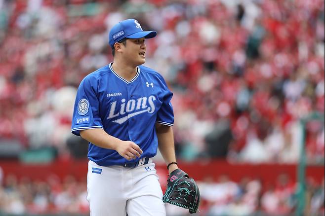 '이럴 수가' 0이닝 5구 교체 됐는데.. '가을 첫 승' 최원태의 '6이닝 8K 무실점' 반전 [준PO1 스타]