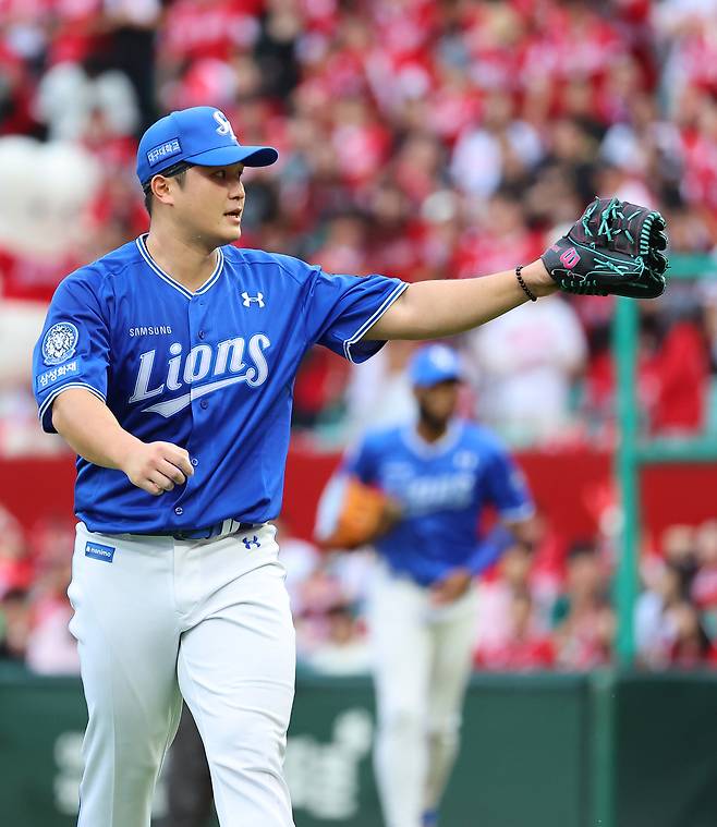 “엄상백 보고 있나?”…가을만 되면 고개 숙였던 최원태, 6이닝 8K 무실점 완벽투로 70억 몸값 증명+ 포스트시즌 잔혹사까지 한 방에 날렸다