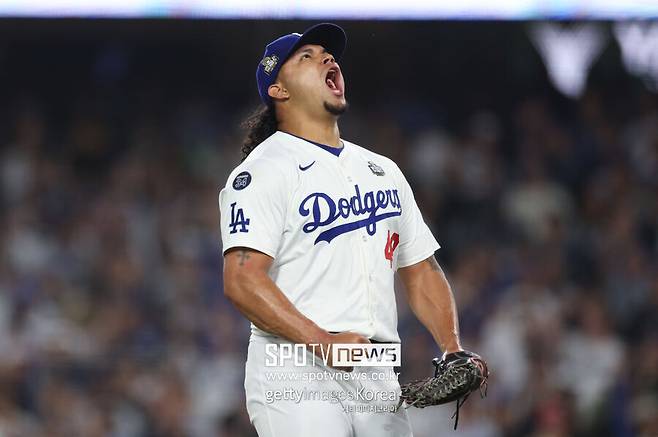 “다저스 팬들 사랑해요” 불펜 집단 방화 다저스, 100마일 그 선수 그립다… 멀쩡히 돌아올 수는 있나