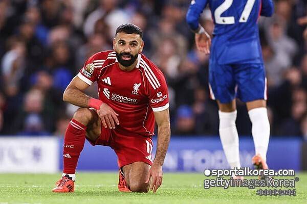손흥민 이어 또 한 명의 PL 레전드 '충격 부진' 속 결국 떠날까...