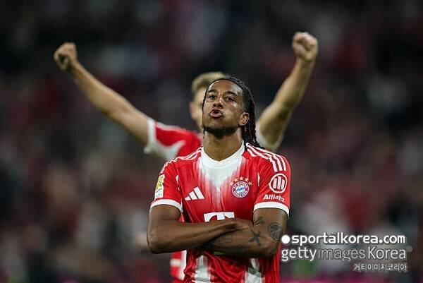 손흥민 이어 또 한 명의 PL 레전드 '충격 부진' 속 결국 떠날까...