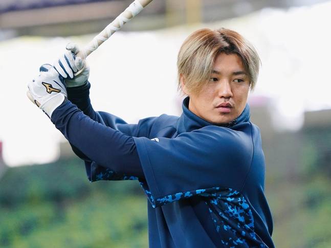 술 취해 숙소 아닌 곳에서 여성과 '늦잠' 日야구선수, '끝내' 방출