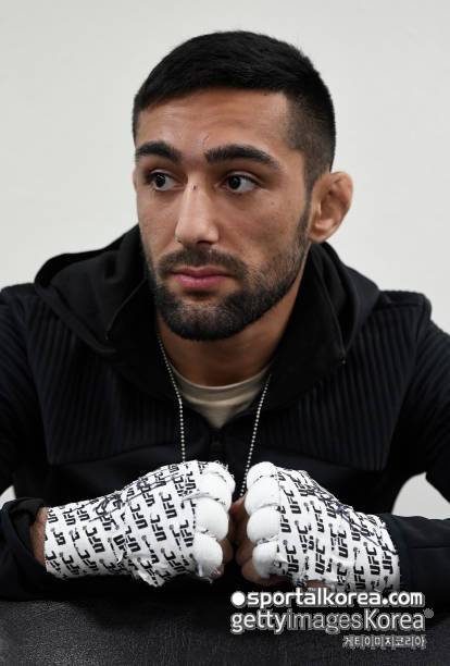 '충격 비보' 총격 사건으로 사망 '향년 33세'...'한국과 인연' 전 UFC 파이터의 안타까운 죽음