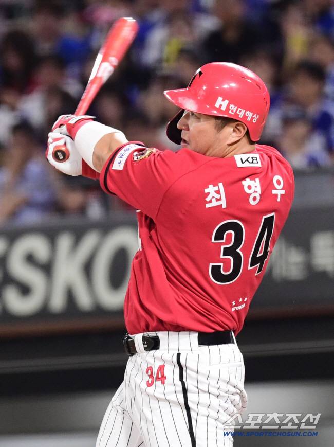 '이럴수가' FA 100억 최대어까지 압살했다…KIA 도대체 얼마를 더 줘야 할까