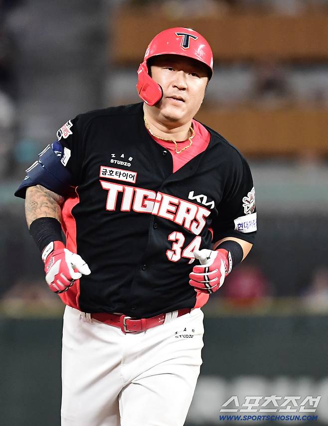 '이럴수가' FA 100억 최대어까지 압살했다…KIA 도대체 얼마를 더 줘야 할까