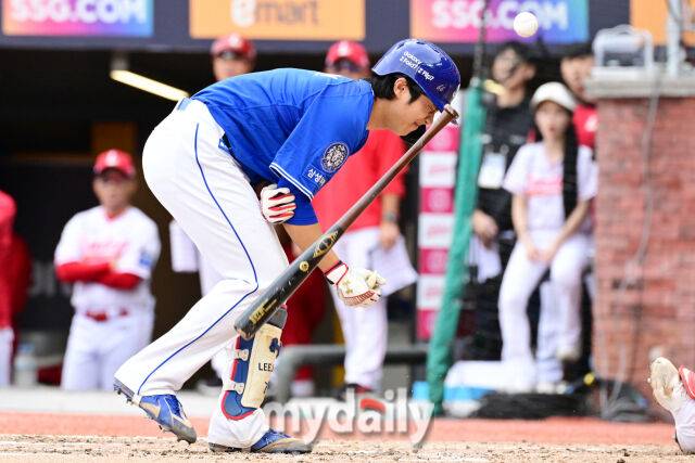 22세에 韓 PS 최초 기록 작성 실화냐…어떻게 박찬호 닮은꼴 흔들었나, 삼성 1차지명 유격수 해냈다