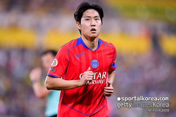 어떻게 이런 일이...유벤투스 '韓 골든보이' 이강인 노렸지만, PSG와 불화에 발목