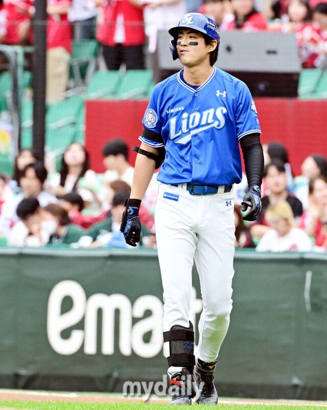 50홈런 괴물도 살아나고, 삼성도 승리했는데…'가을야구 .000' 120억 캡틴 어쩌나,