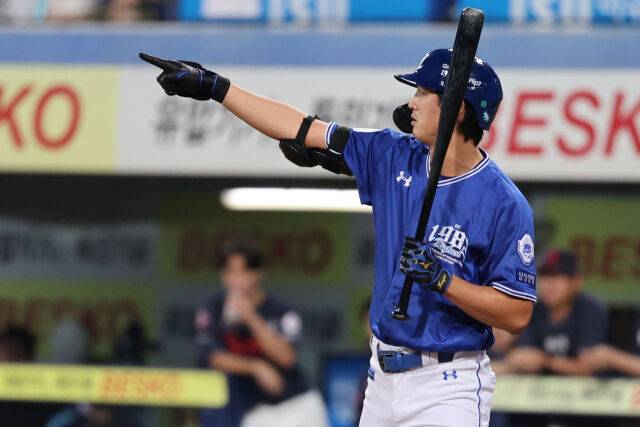 50홈런 괴물도 살아나고, 삼성도 승리했는데…'가을야구 .000' 120억 캡틴 어쩌나,