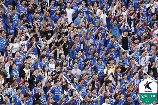 선수단은 연휴 반납, 구단도 만반의 준비? '팀 역사상 두 번째 매진' 인천, 수원전을 기다릴 수밖에 없었던 이유