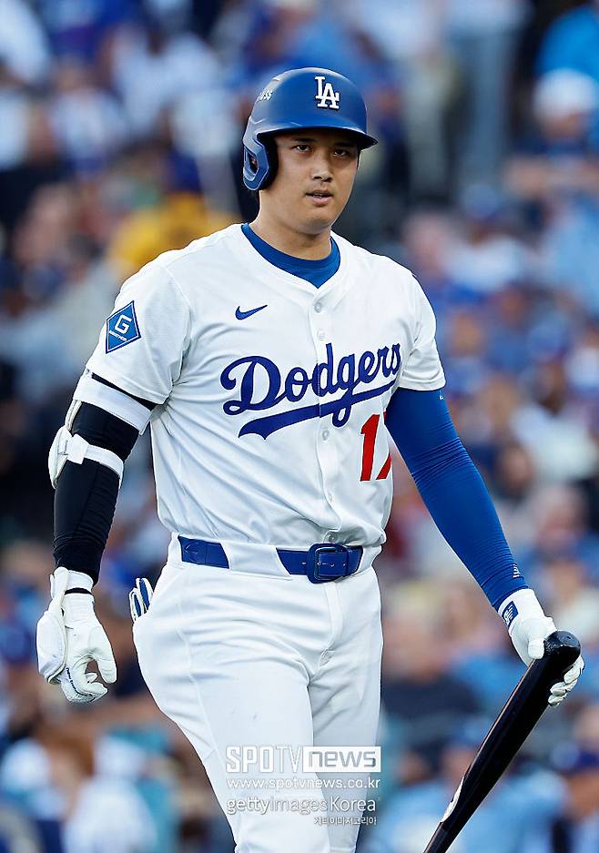 '김혜성이 발로 끝냈다' 다저스 11회 5-4 끝내기, NLCS 진출…사사키 3이닝 퍼펙트+김혜성 성공 데뷔