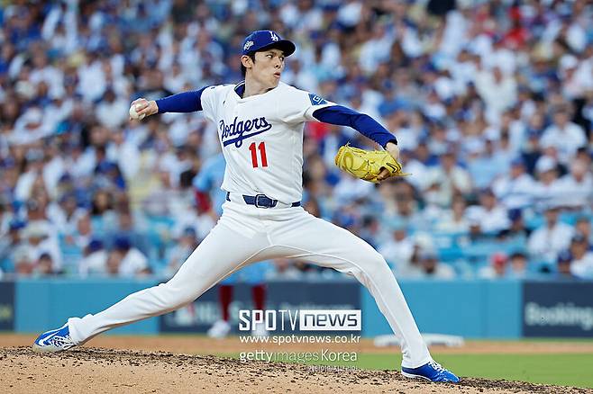 사사키 일시불로 계약금 청산, 알고 보니 가을 무적… 22⅓이닝 ERA 0이라고? 다저스는 어디까지 내다본 것인가