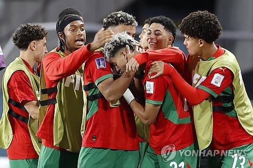 '자책골' 韓, 아시아 최초 기록 물거품… U-20 월드컵 '3회 연속' 4강 무산→이창원호, 모로코에 1-2 패배+16강 조기탈락