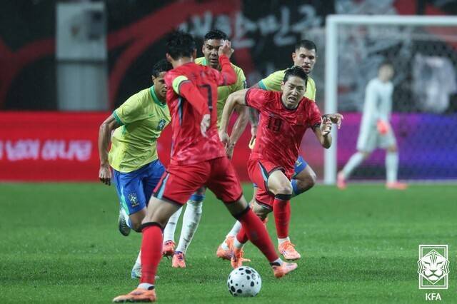 [BE.현장] 韓축구, 이러다 PTSD 오겠네... '쓰디쓴 보약' 홍명보호, 0-5 대패하며 최근 브라질전 '3연속 4실점 이상 패'