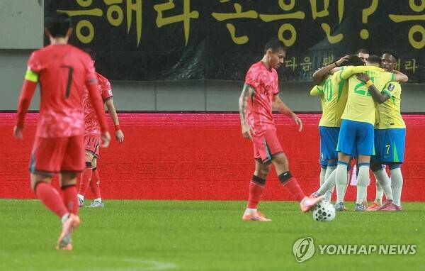 '이게 맞아?' 한국 ,브라질에 무려 0-5 뒤져 (후반 32분)