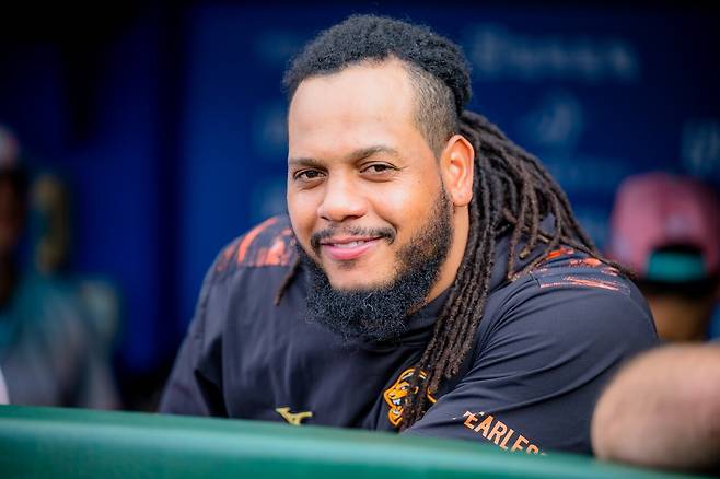 대만리그 '폰세' 될 줄 알았는데...'ERA 1.91'에도 3위로 밀린 '문동주 멘토' 가을야구 1선발 뺏겼다, 왜?