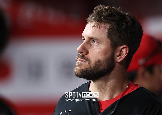 35홈런 치고도 KIA팬 마음에 들어가지 못한 비극… 슬픈 작별 인사, ‘내년’을 말하지 않았다