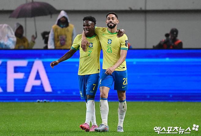 이강인, '브라질전 참패' 충격 컸나…인터뷰 중 긴 침묵→힘겹게 입 열었다