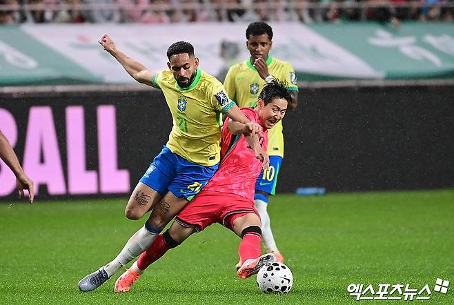 이강인, '브라질전 참패' 충격 컸나…인터뷰 중 긴 침묵→힘겹게 입 열었다