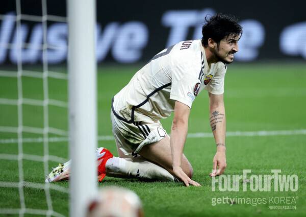 [오피셜] WC 다가오는데 초대형 악재 터졌다...한때 'SON 라이벌' 이란 특급 발목 수술→4개월 결장