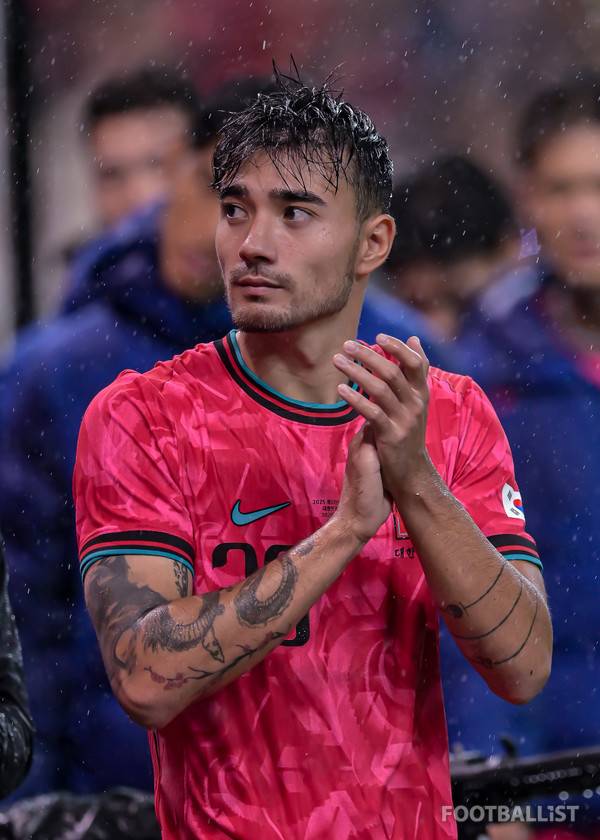 '홈 데뷔전 완패' 카스트로프