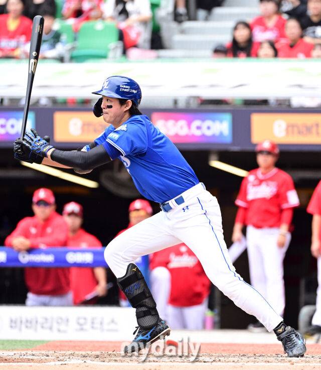 '선발 3⅓이닝 만에 내리면 뭐 하나' 삼성, SSG 불펜 상대로 단 '1득점'…필승조 못 깨면 시리즈 미래 안 보인다 [MD인천 준PO2]