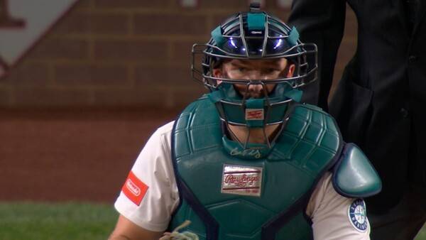 연장 15회·18회 혈투도 포수로 완주, 부러진 엄지·찢어진 인대로 홈런...시애틀의 '철인' 칼 랄리 [스춘 MLB]