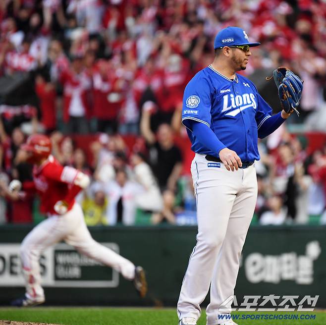 우리가 몰랐던 걸까...정규시즌용 최고 투수 후라도, 빅게임 피처가 아니었다는 것을