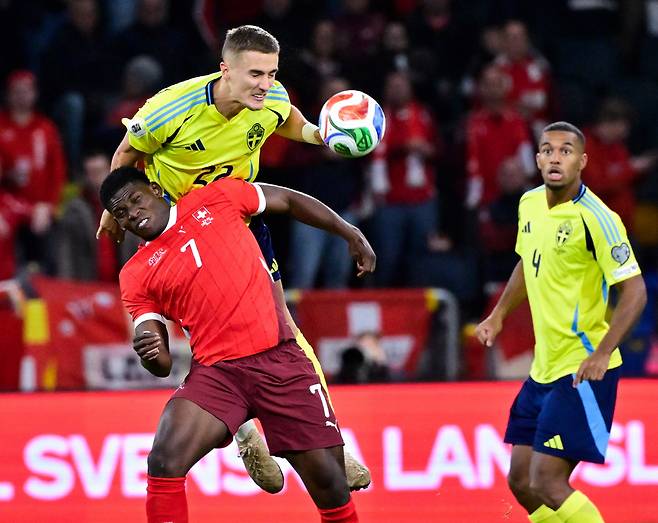 '英 BBC 경악' EPL 역대 최고 이적료, 유럽 최고 골잡이, 토트넘 최고 유망주...최고만 다 모였는데, 월드컵 못 갈 위기