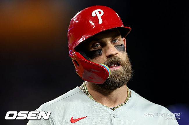 충격적 엔딩, 라커룸에서 맥주를 마시다니…필라델피아 황금 멤버 공중분해 위기