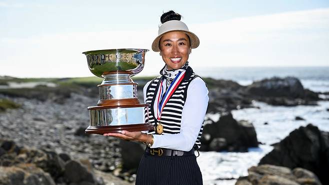 윤이나 아니고 김이나…재미교포 김이나, US 여자 미드아마추어 선수권 우승